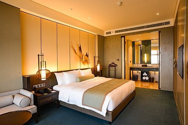 Six Bed